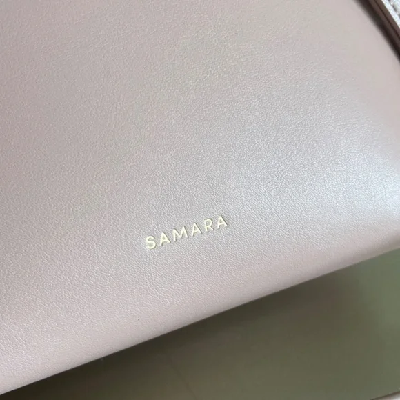 Samara Medium Blush Shoulder Bag - Picture 8 of 13